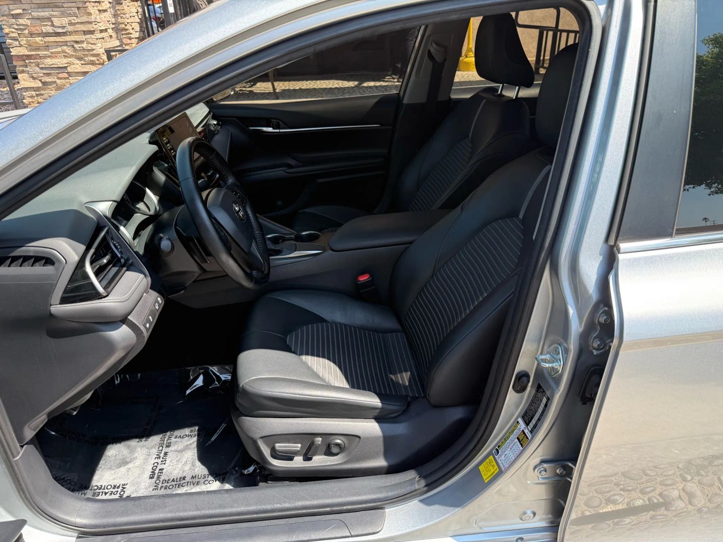 2021 Toyota Camry SE photo 9