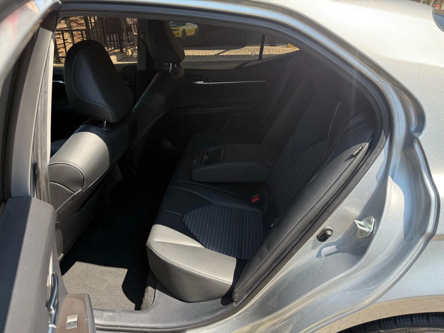 2021 Toyota Camry SE photo 13