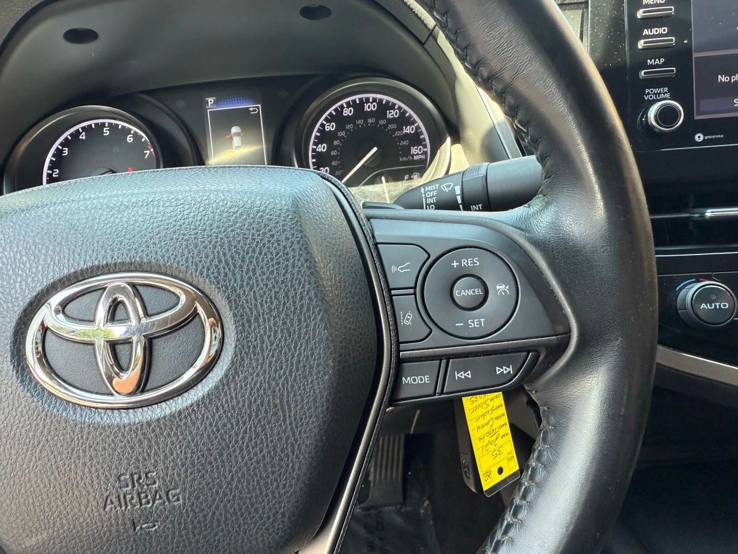 2021 Toyota Camry SE photo 24