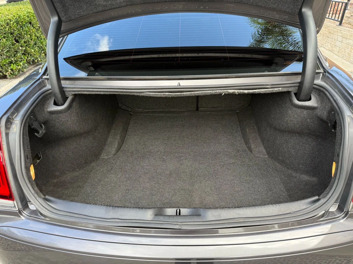 2021 Chrysler 300 LX photo 11