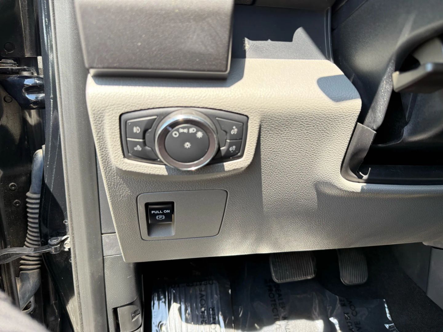 2018 Ford F-150 XLT photo 20
