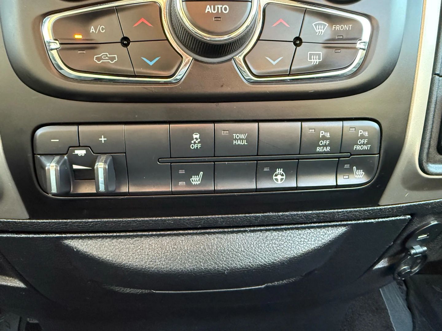 2017 Ram 1500 Big Horn photo 26