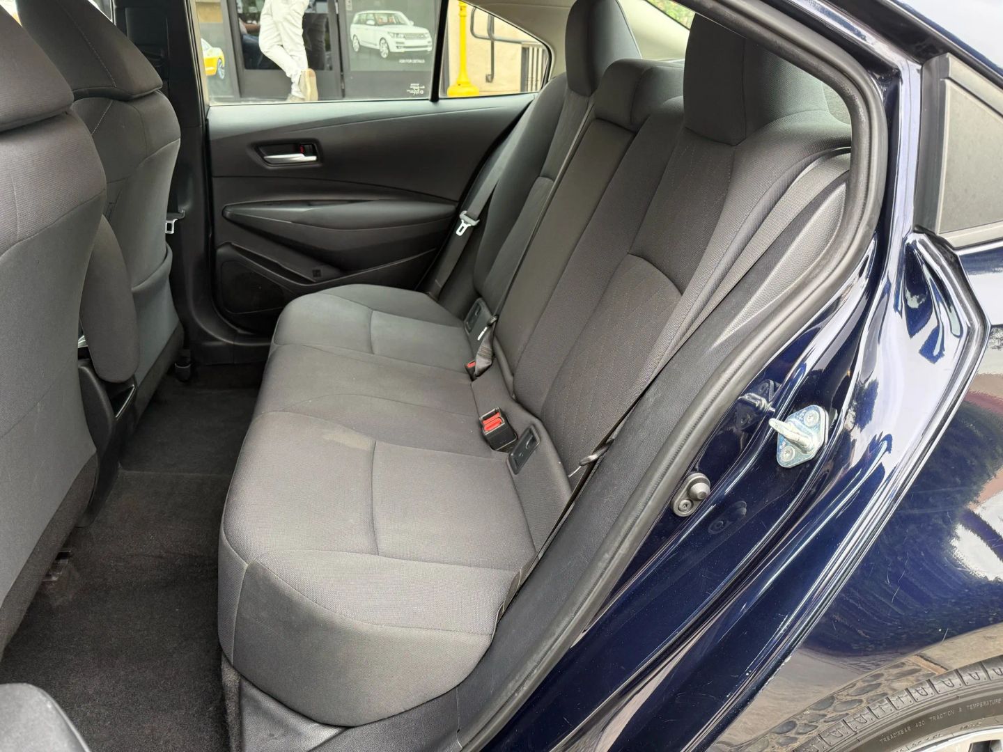 2020 Toyota Corolla LE photo 11