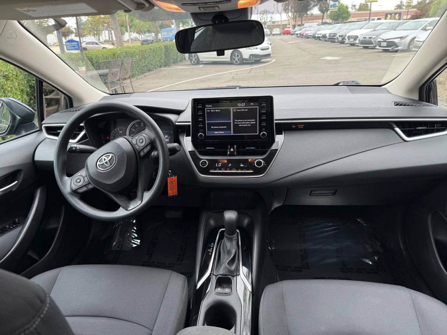 2020 Toyota Corolla LE photo 16