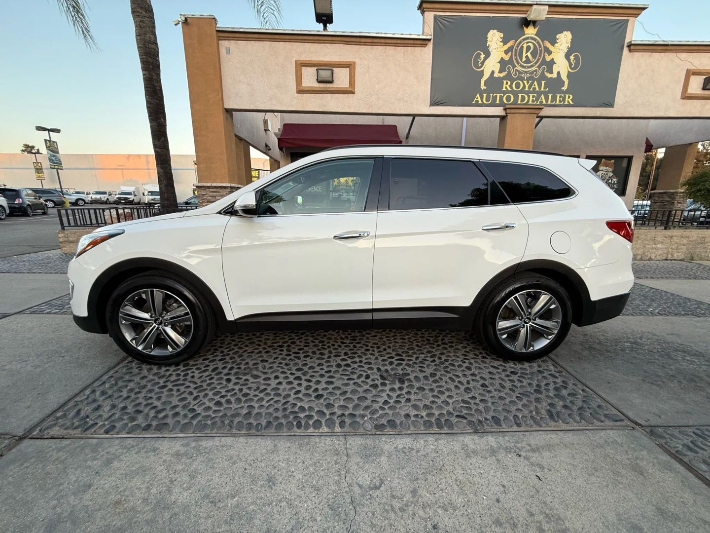 2014 Hyundai Santa Fe GLS photo 5