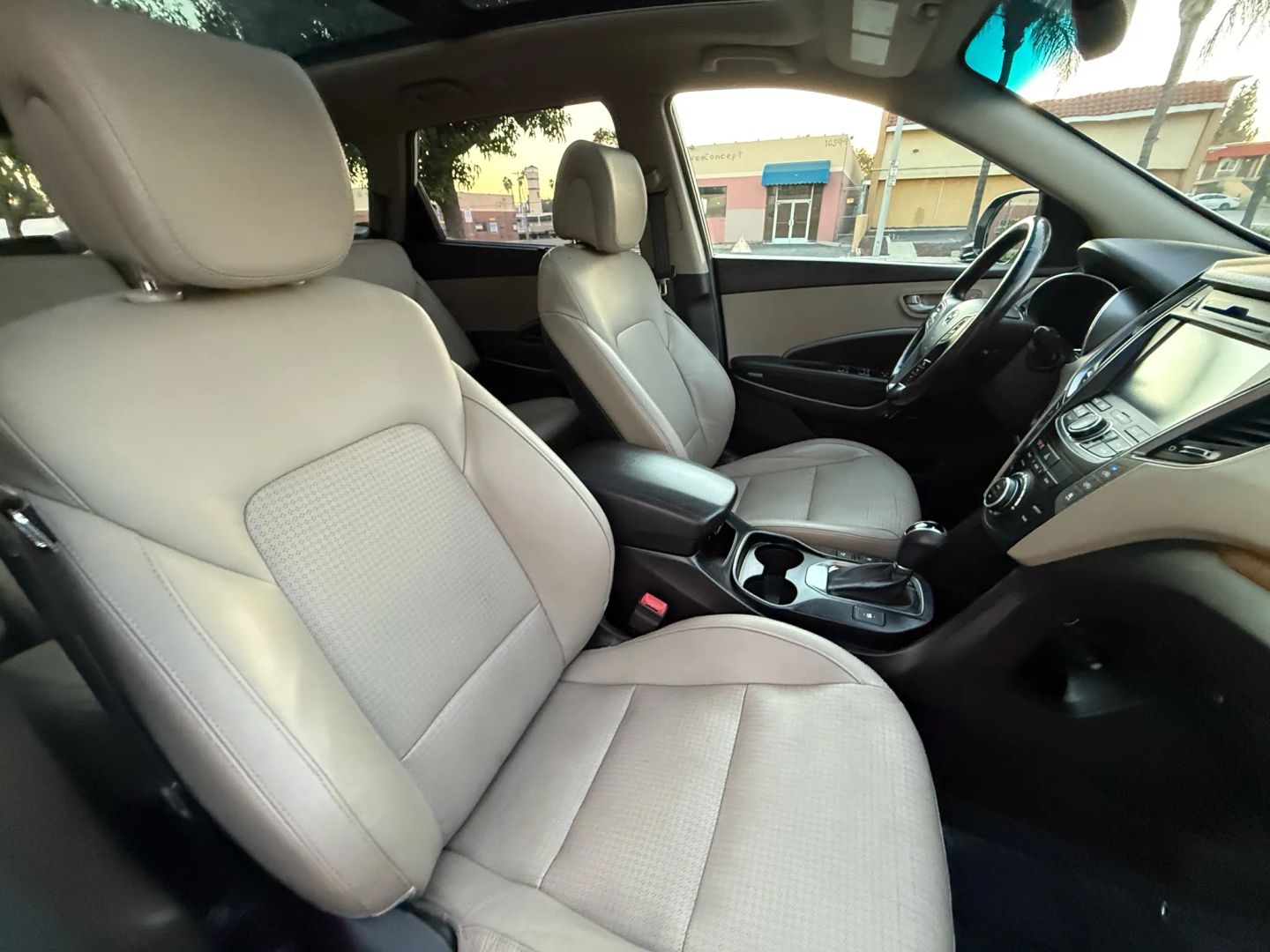 2014 Hyundai Santa Fe GLS photo 22