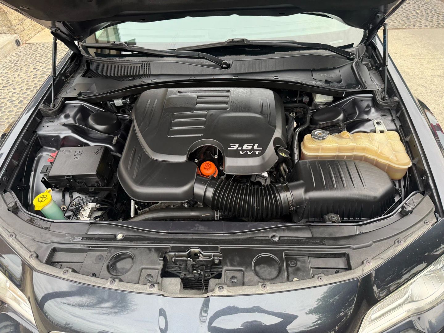 2017 Chrysler 300 Limited photo 27