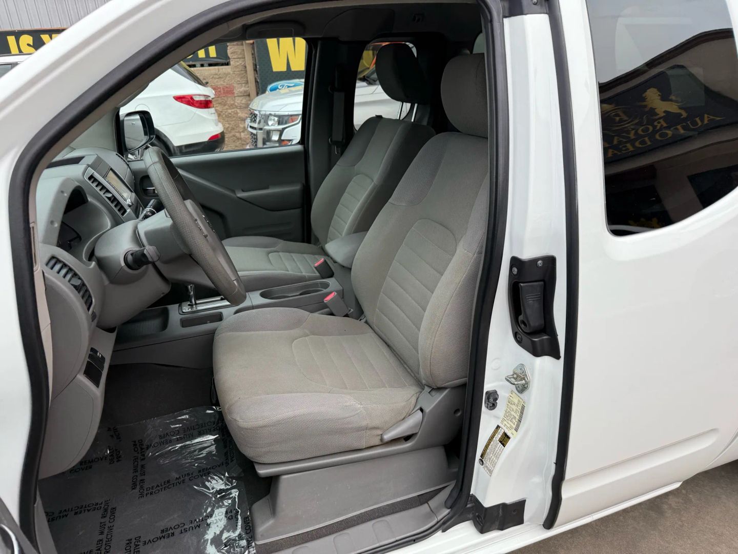 2019 Nissan Frontier S photo 10