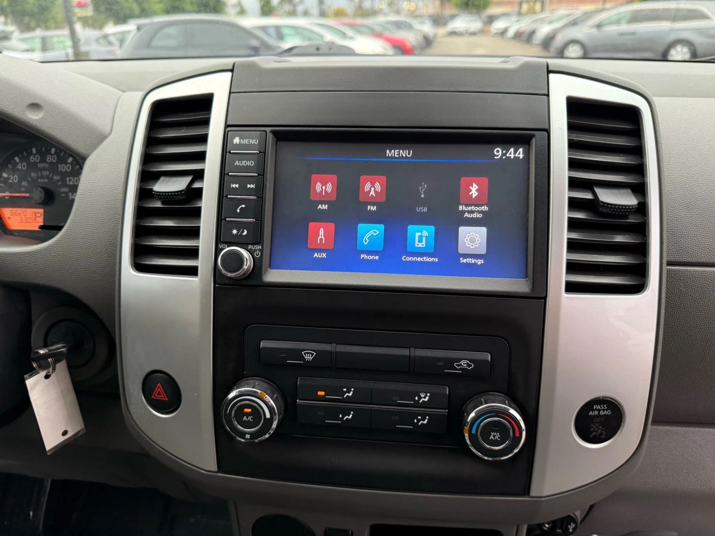 2019 Nissan Frontier S photo 18