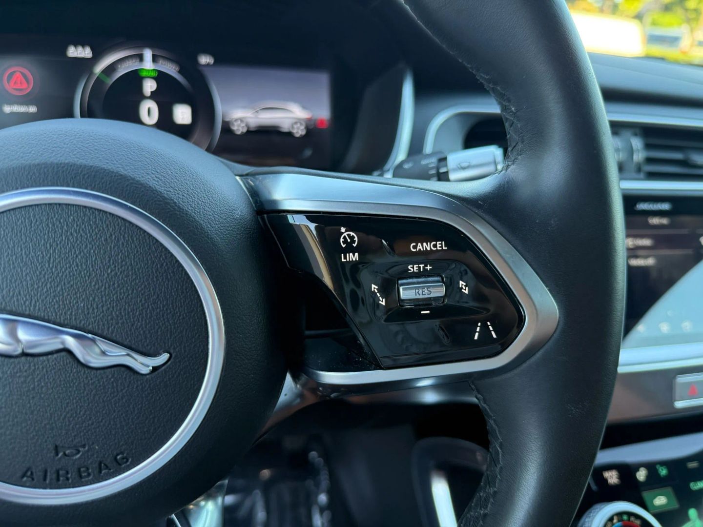 2019 Jaguar I-PACE HSE photo 12