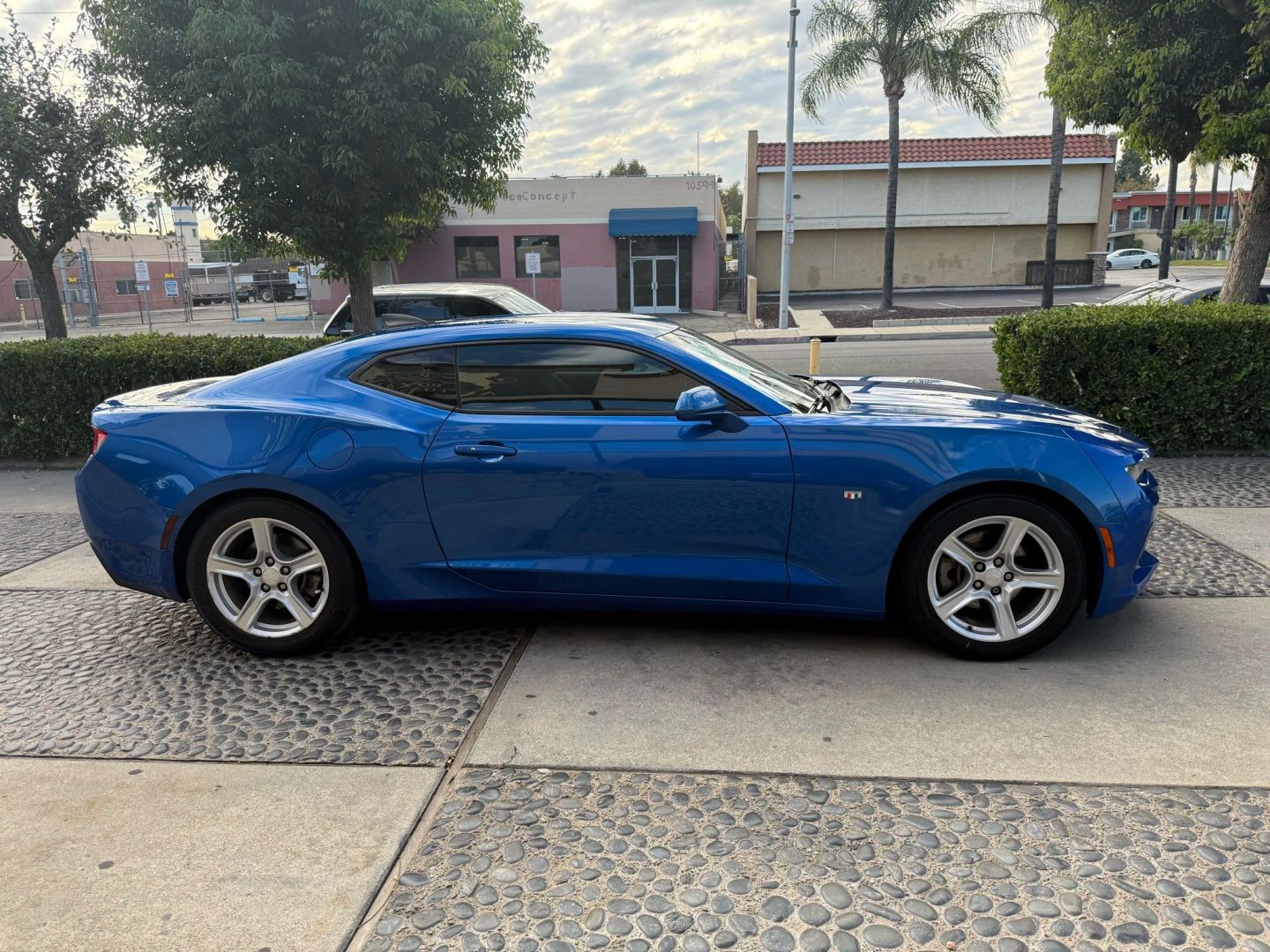 2018 Chevrolet Camaro 1LS photo 4
