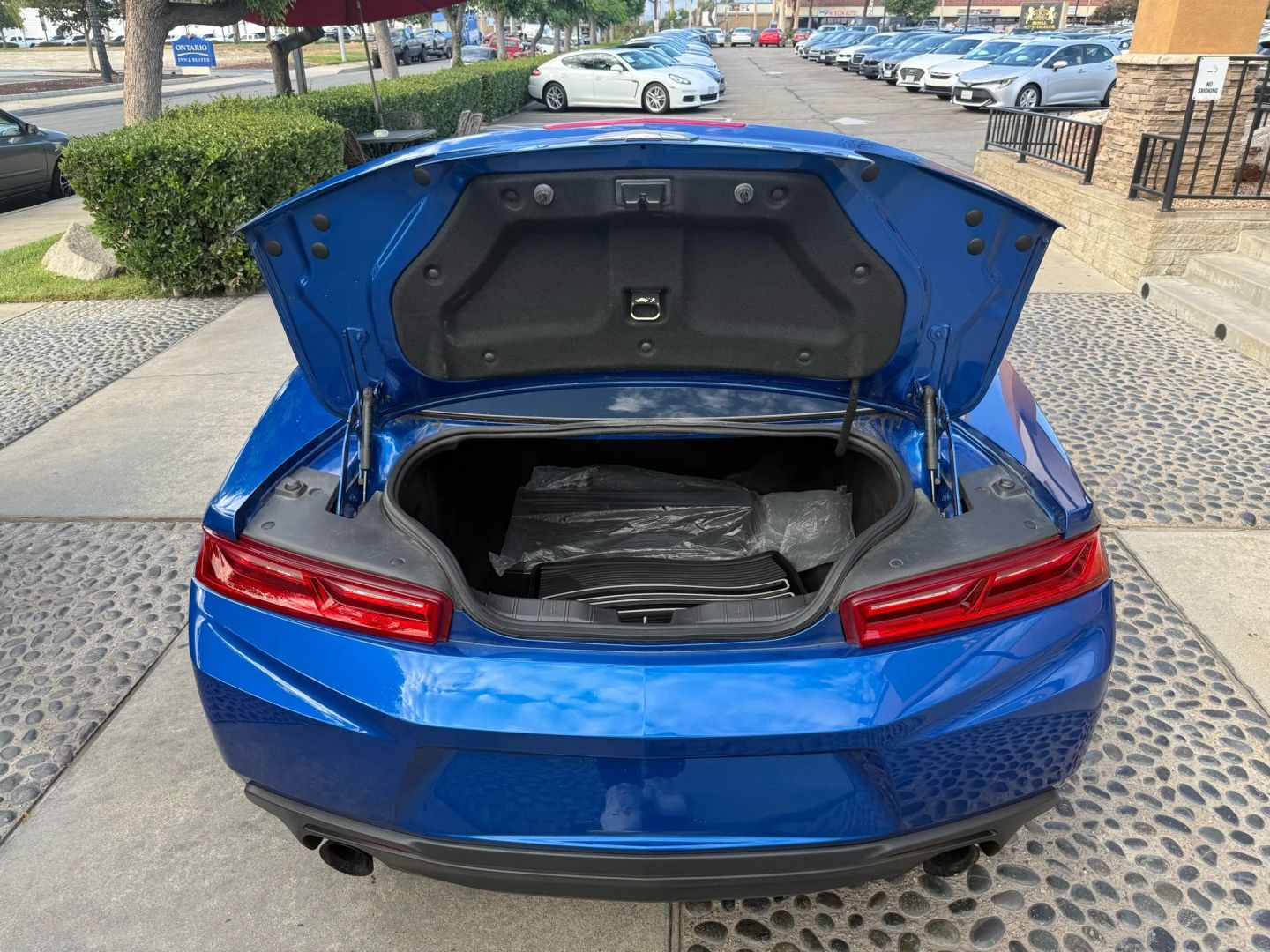 2018 Chevrolet Camaro 1LS photo 11