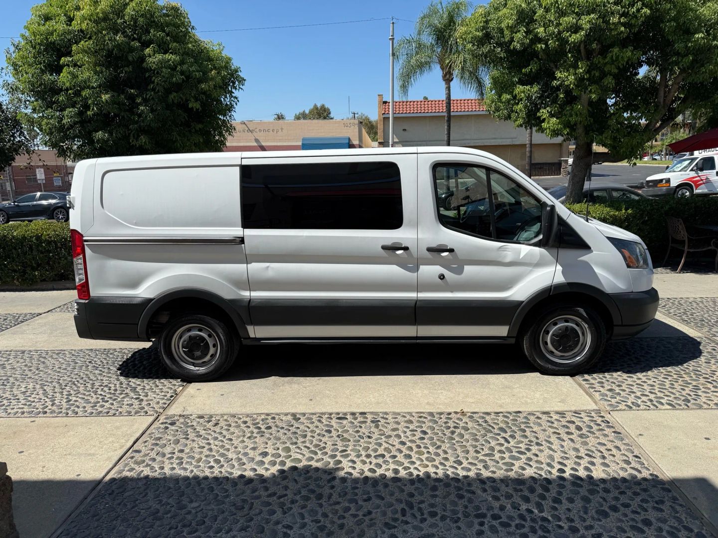 2017 Ford Transit Van photo 4