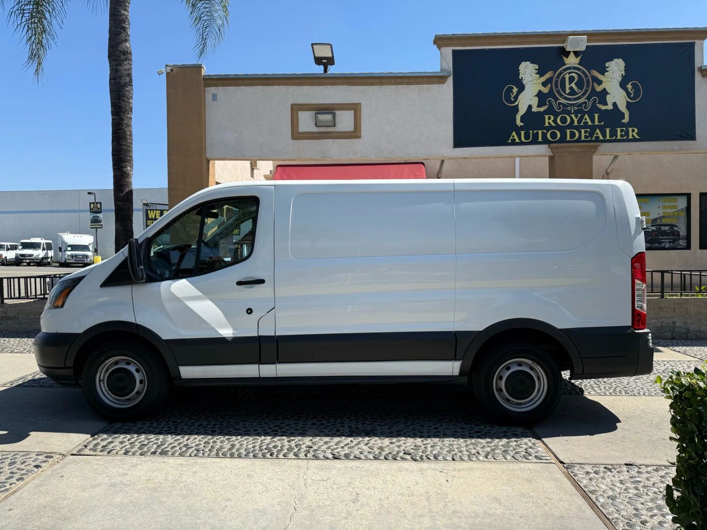 2017 Ford Transit Van photo 8