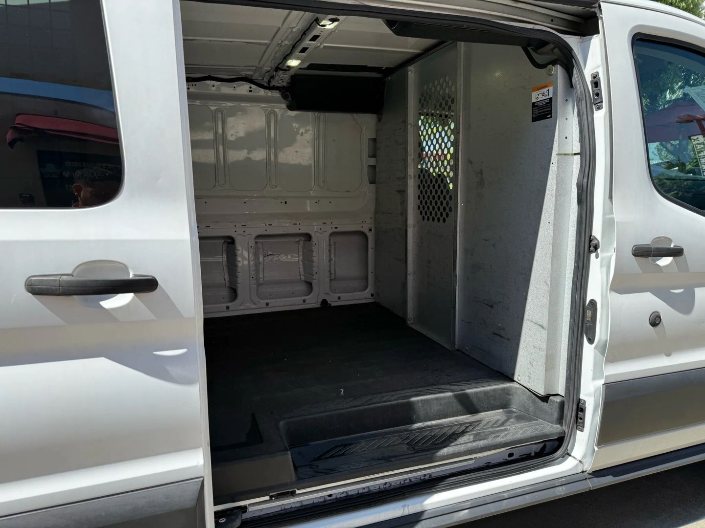 2017 Ford Transit Van photo 17