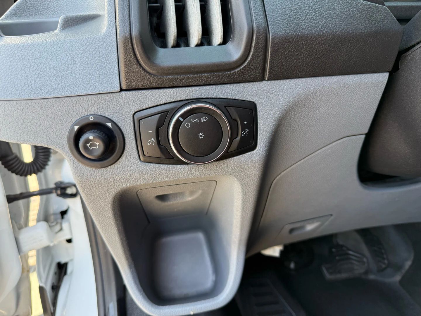 2017 Ford Transit Van photo 27