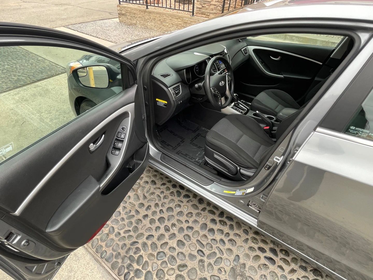 2016 Hyundai Elantra GT photo 11