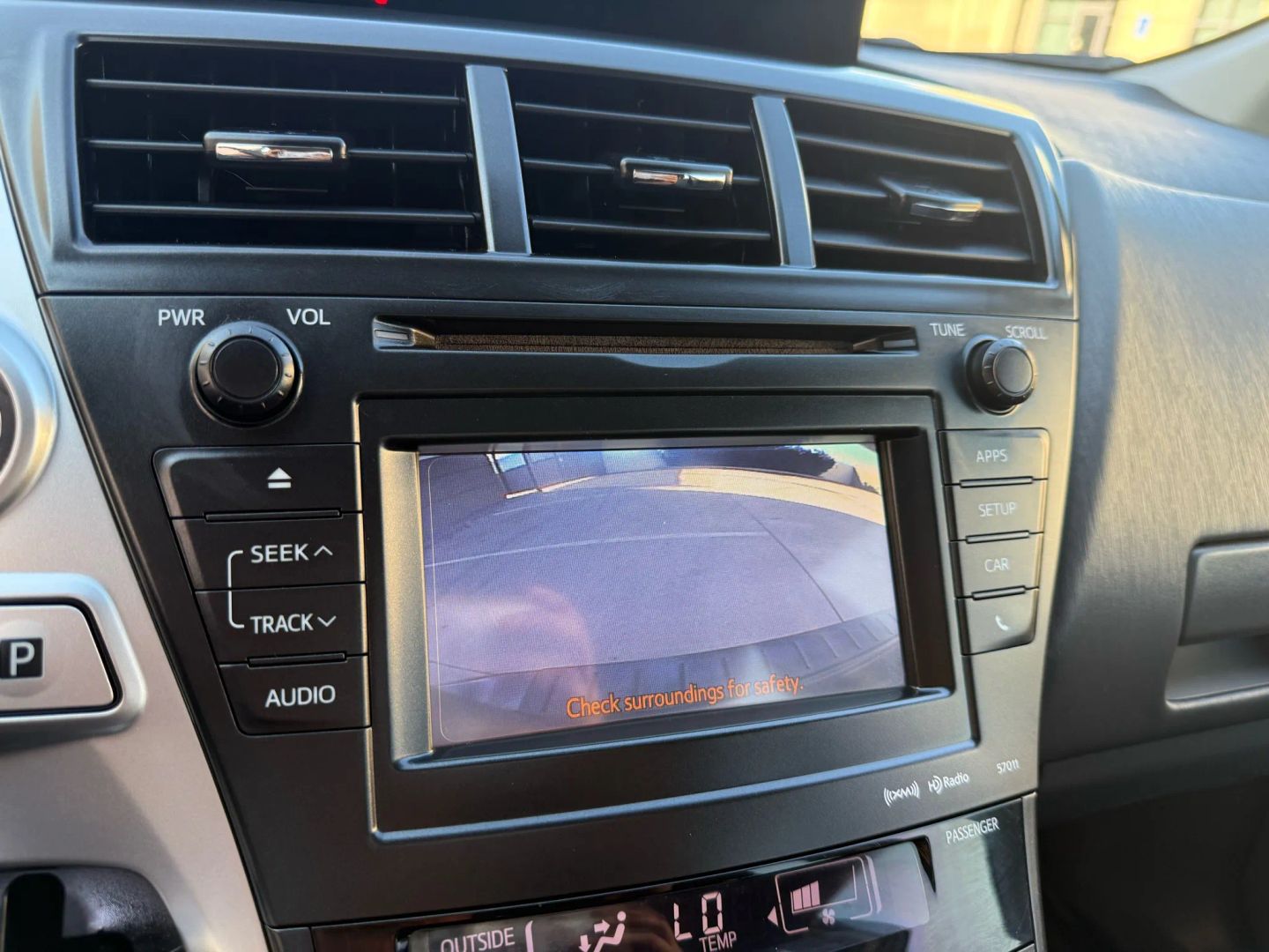 2014 Toyota Prius V Three photo 24
