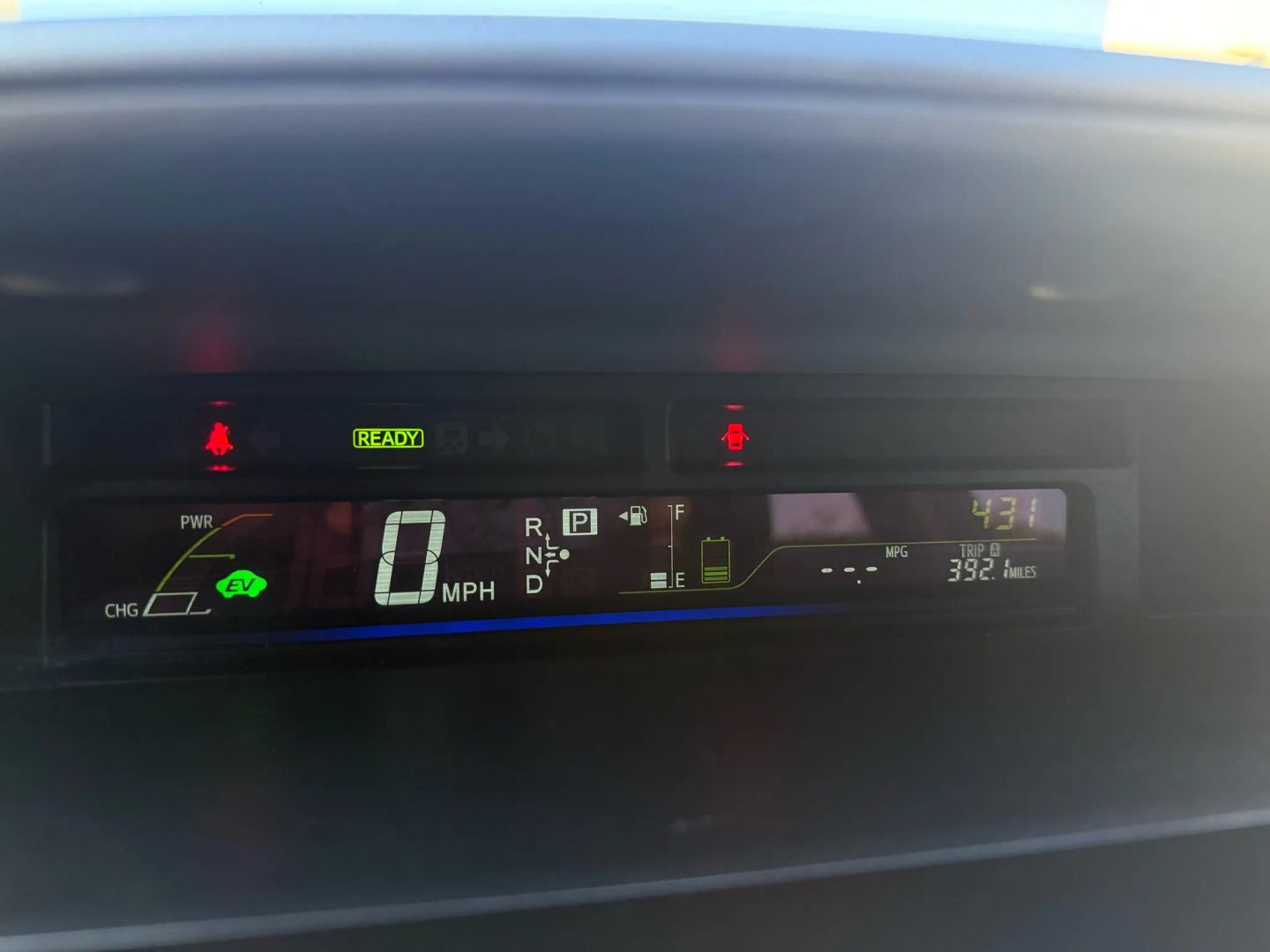2014 Toyota Prius V Three photo 25