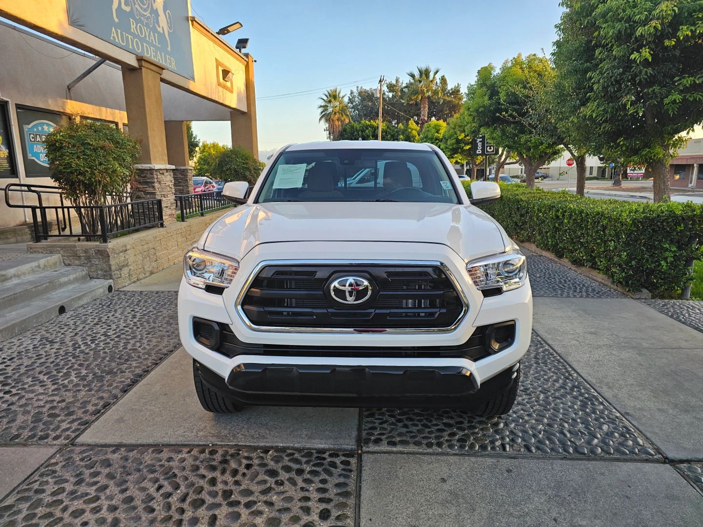 2019 Toyota Tacoma SR photo 2