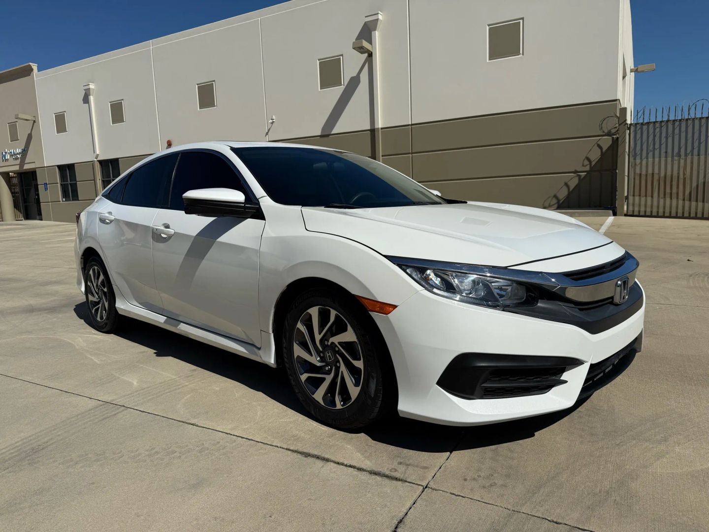 2018 Honda Civic EX photo 2