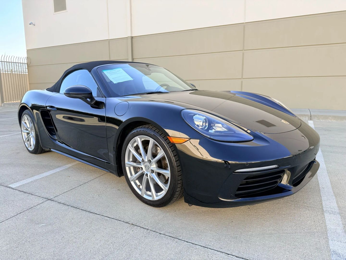 2018 Porsche Boxster photo 3