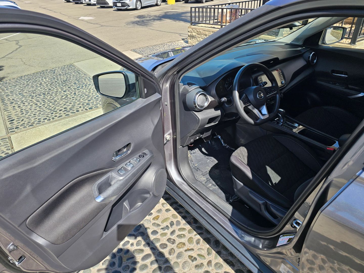 2021 Nissan Kicks SV photo 4