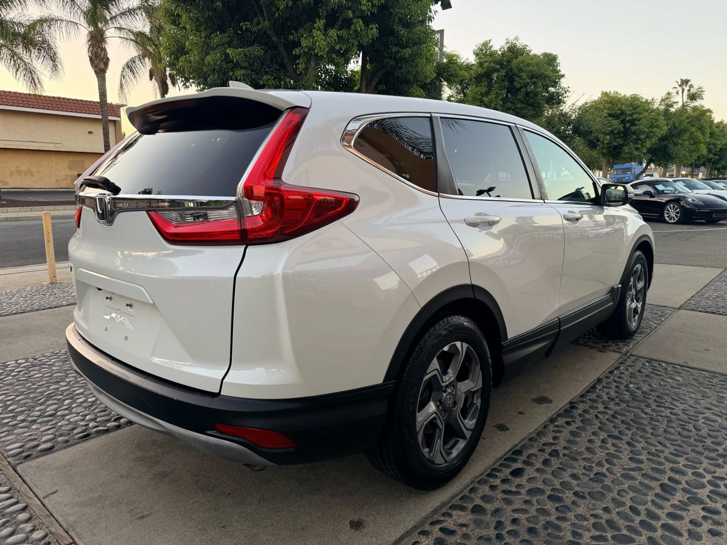 2019 Honda CR-V EX-L photo 4
