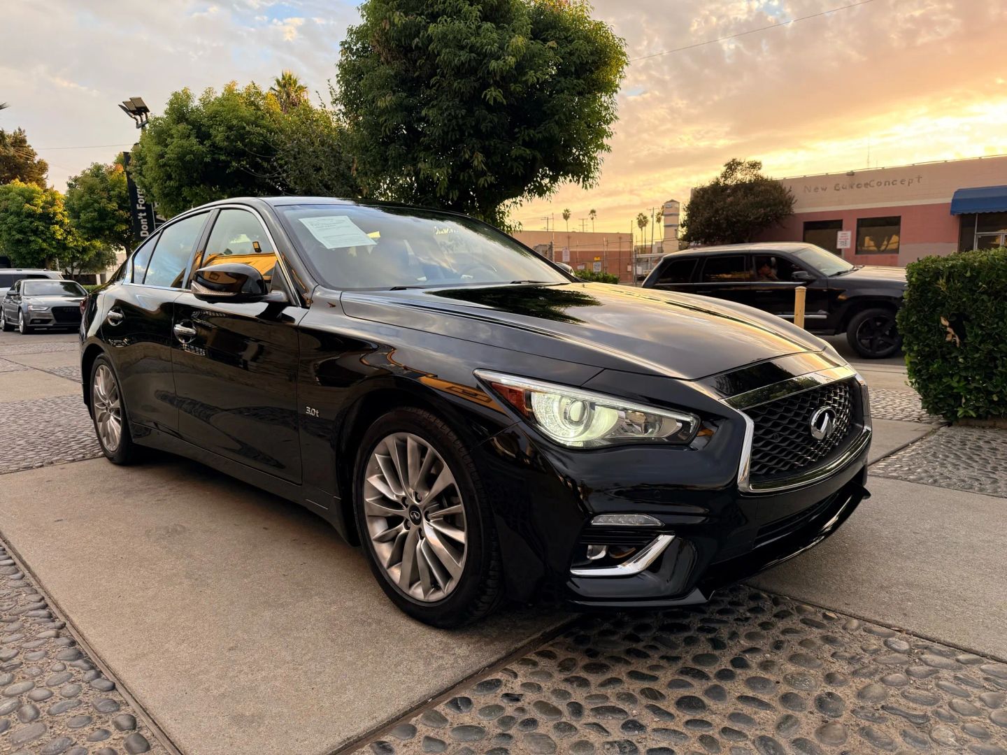 2019 Infiniti Q50 3.0t LUXE photo 3