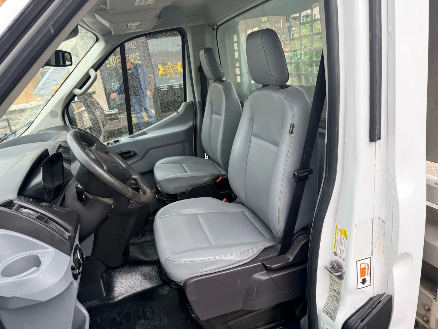 2018 Ford Transit Chassis Cab Base - Photo 10