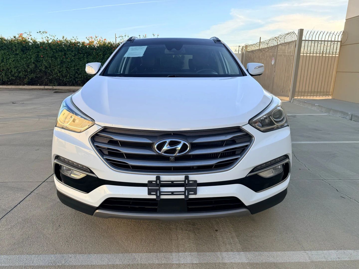 2017 Hyundai Santa Fe Sport 2.0T Ultimate photo 2