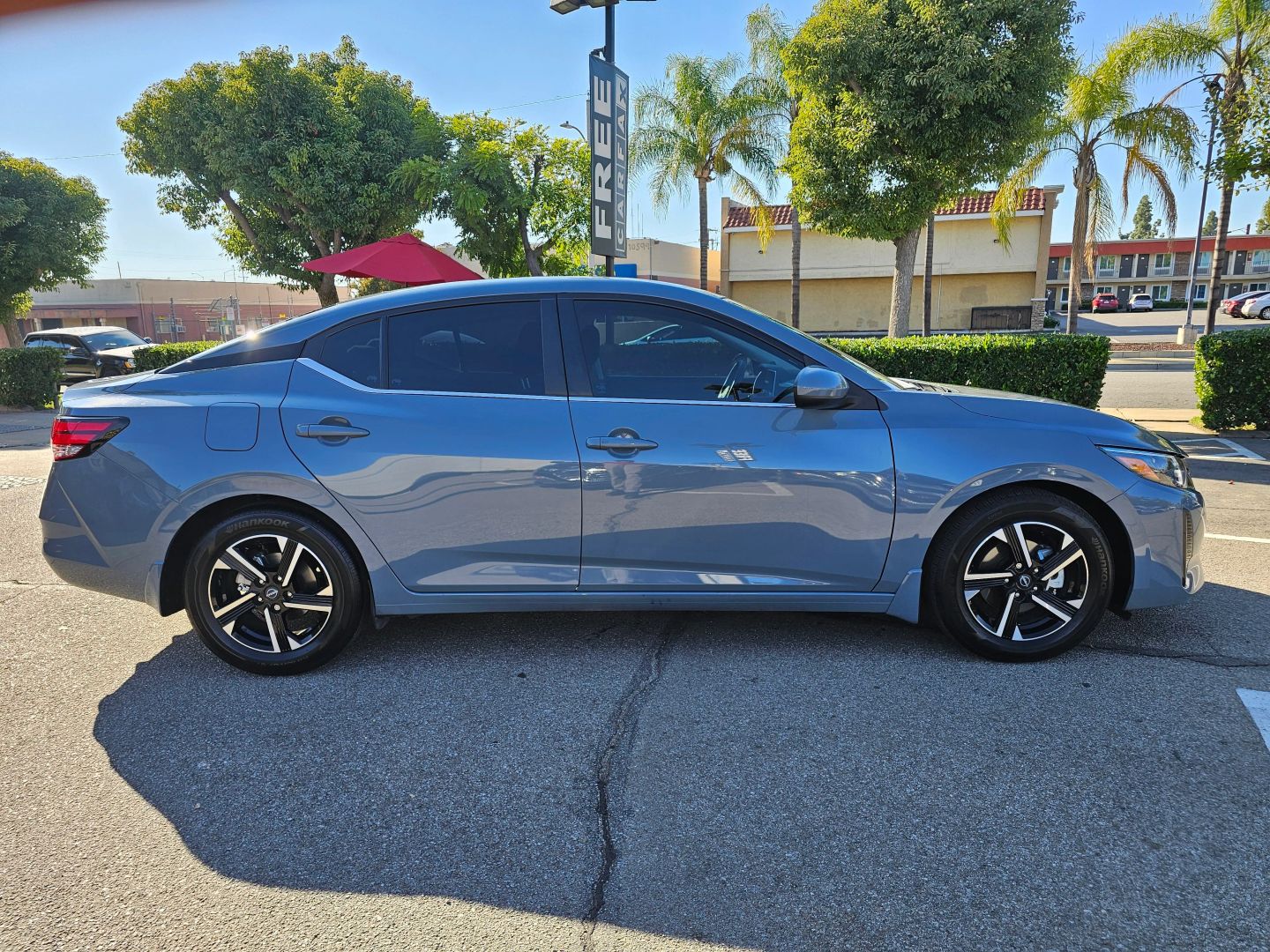 2025 Nissan Sentra SV photo 2