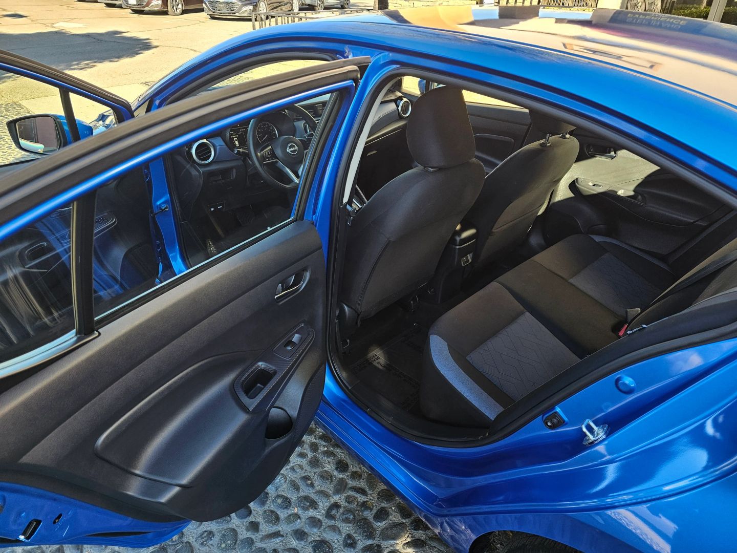 2023 Nissan Versa Sedan SV - Photo 16