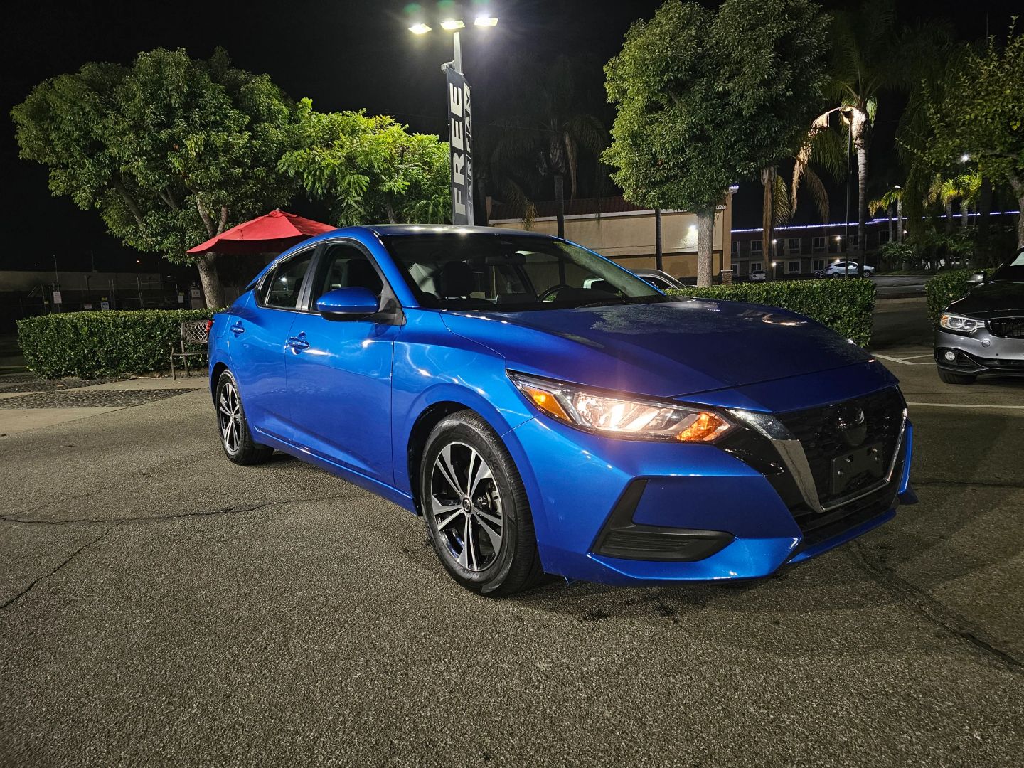 2022 Nissan Sentra SV photo 3