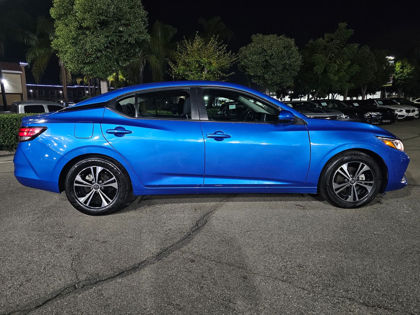 2022 Nissan Sentra SV photo 4