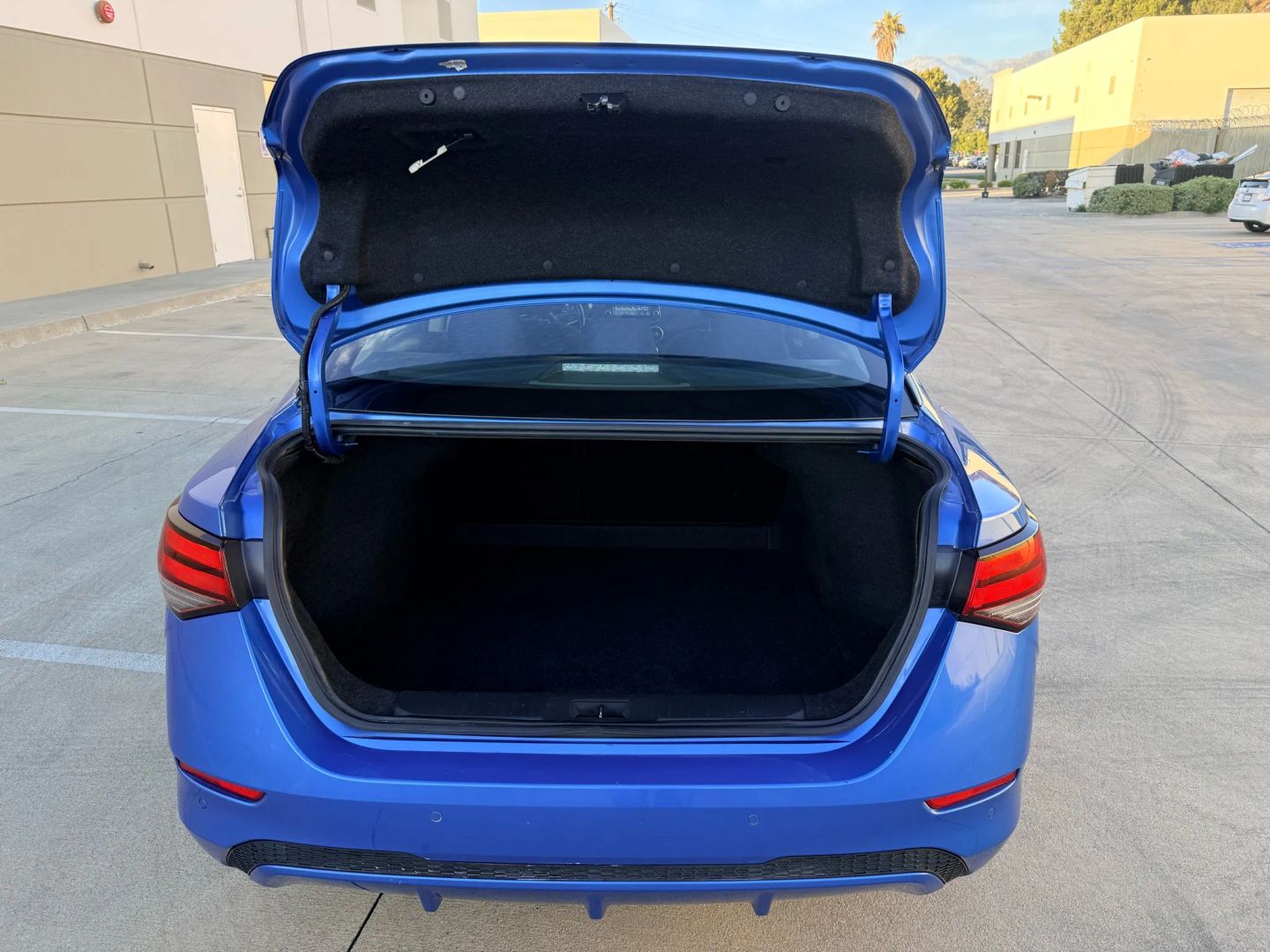 2022 Nissan Sentra SV - Photo 12