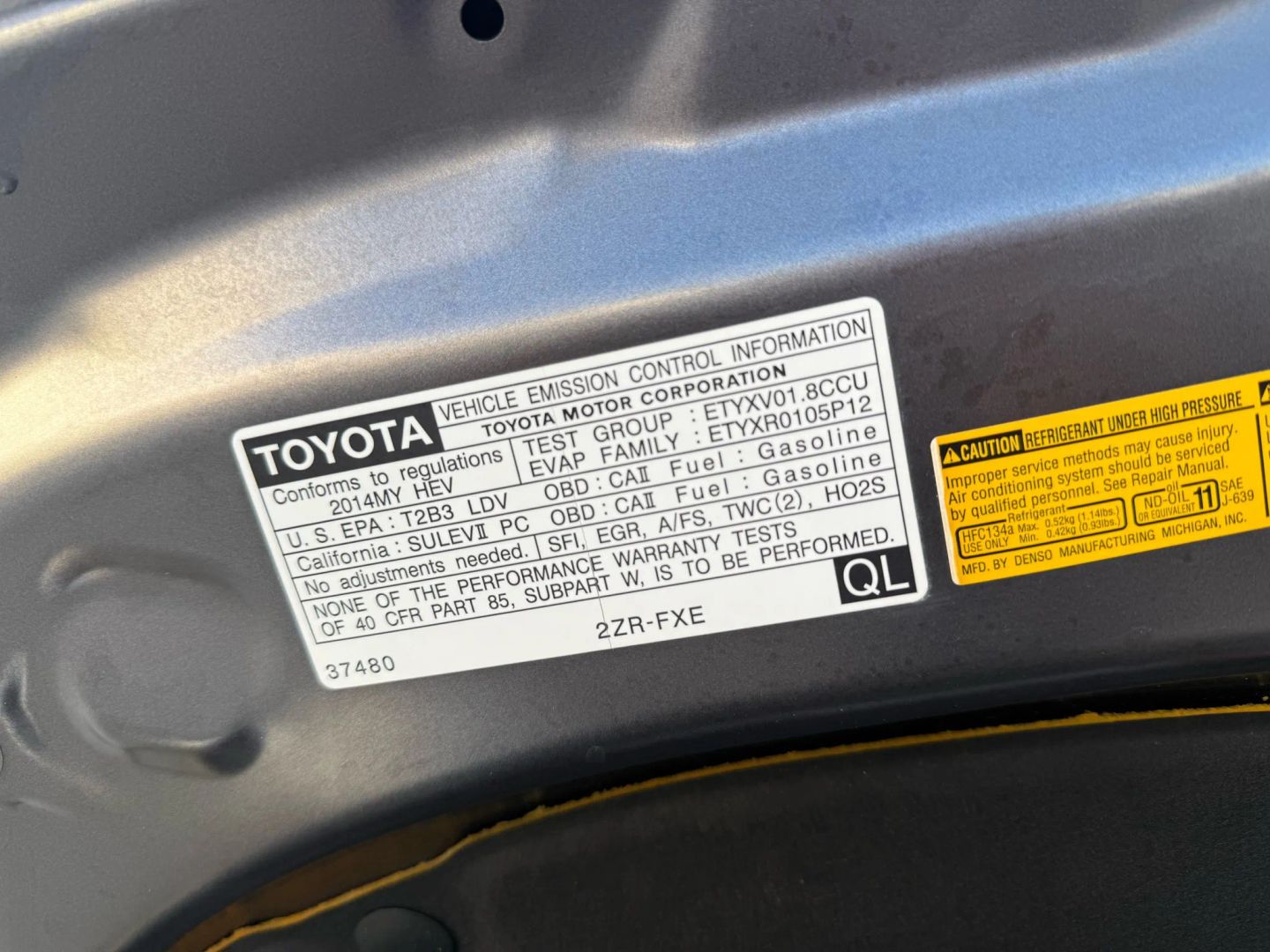 2014 Toyota Prius v Three - Photo 31