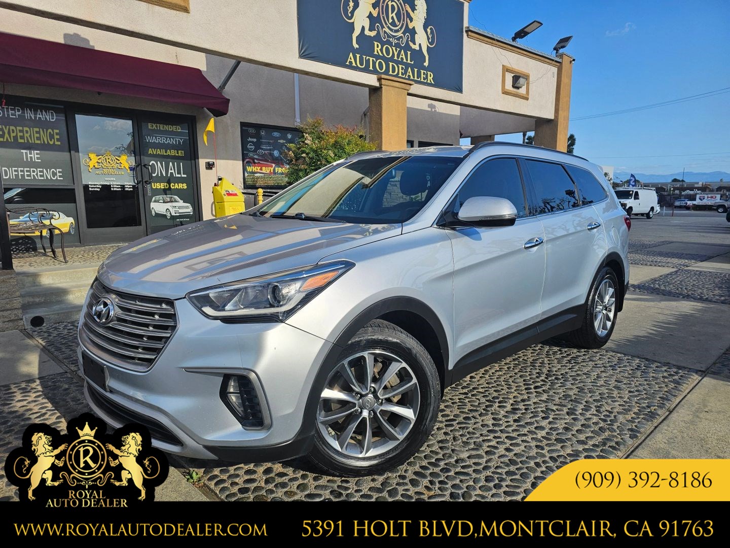 2017 Hyundai Santa Fe SE FWD's photo