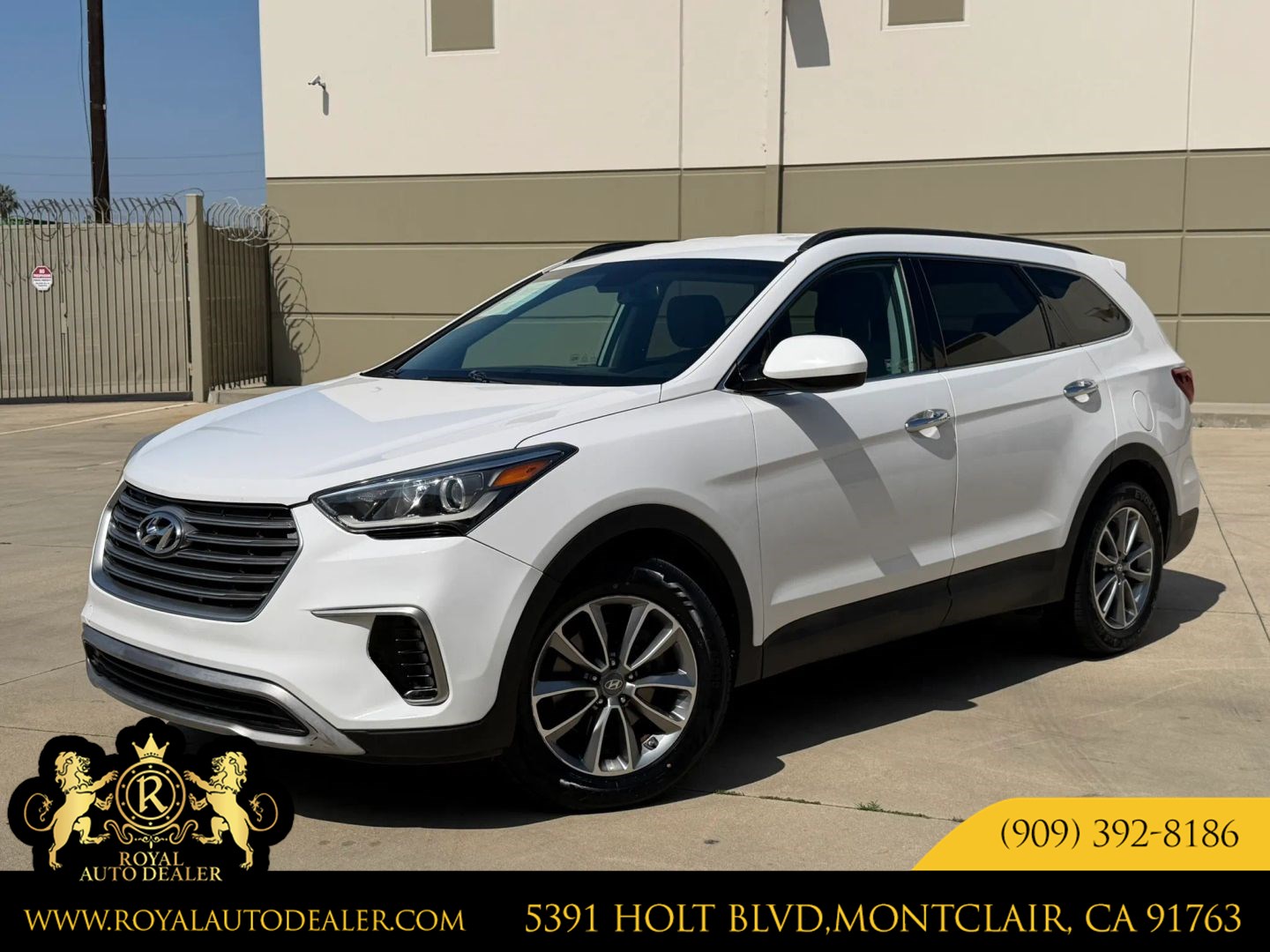 2017 Hyundai Santa Fe SE FWD's photo