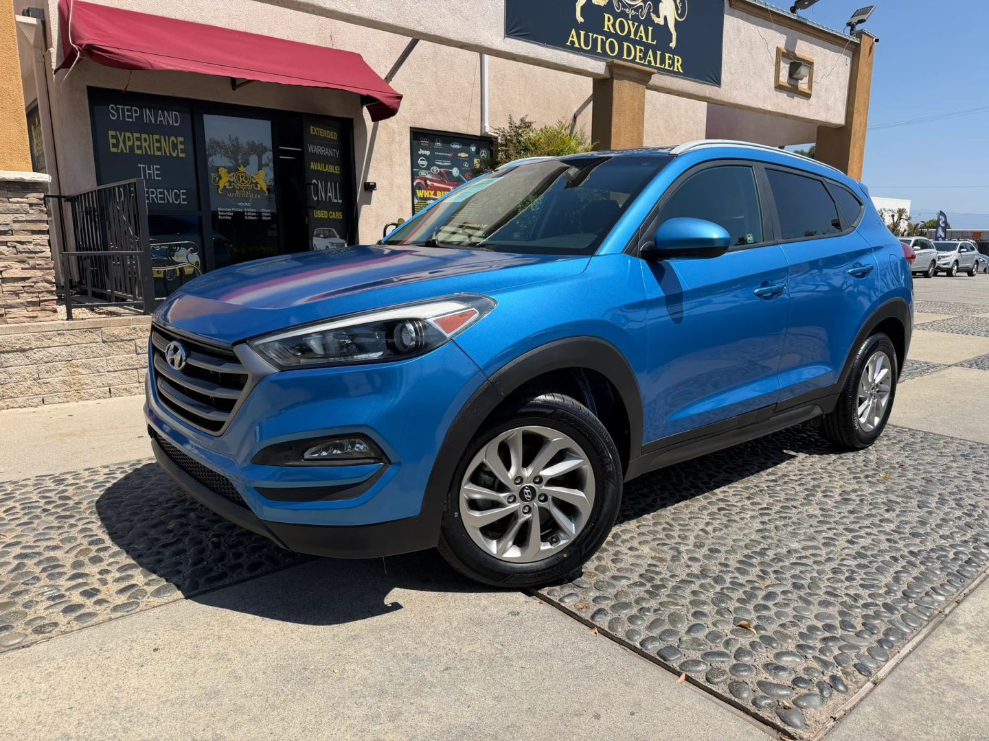 Hyundai Tucson photo 2