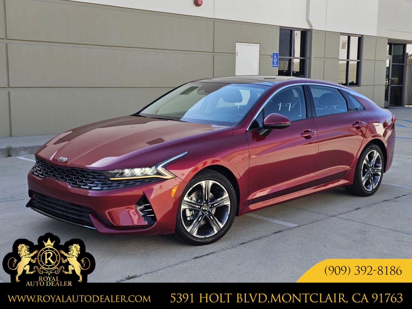 2021 Kia Optima EX FWD's photo