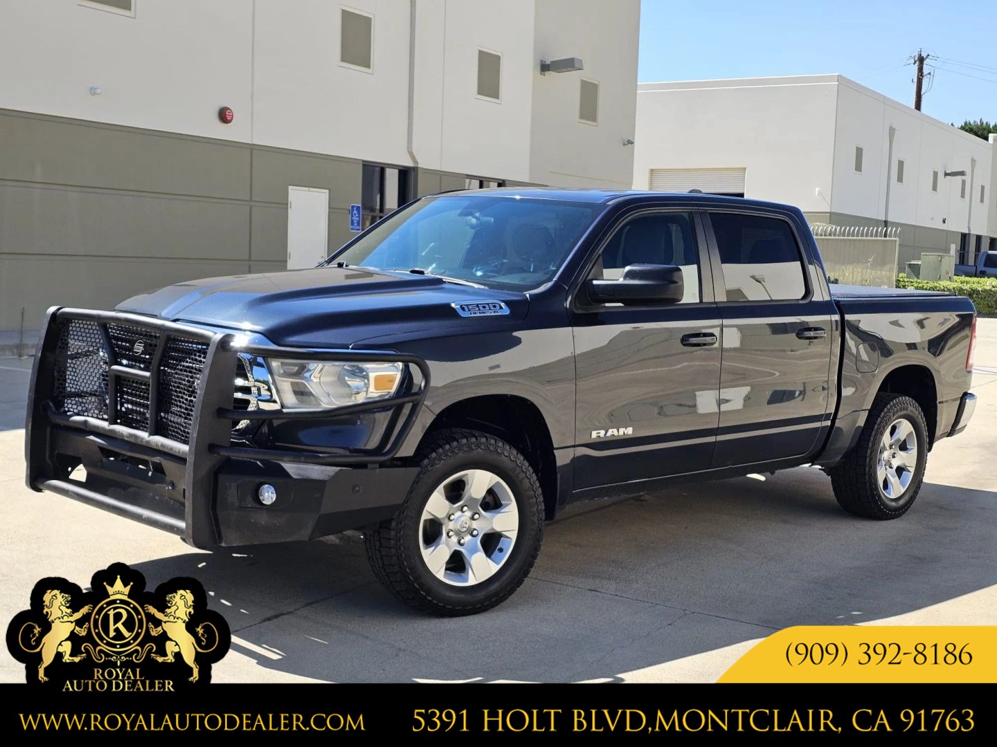 2021 RAM 1500 Big Horn/Lone Star 4x4 Crew Cab 5'7's photo