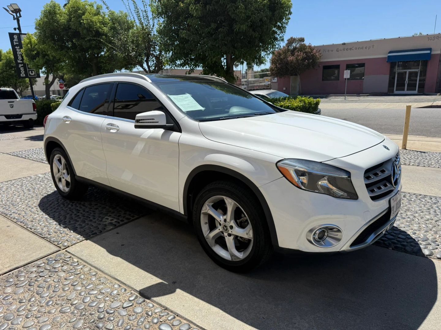Mercedes-Benz GLA 250 photo 4