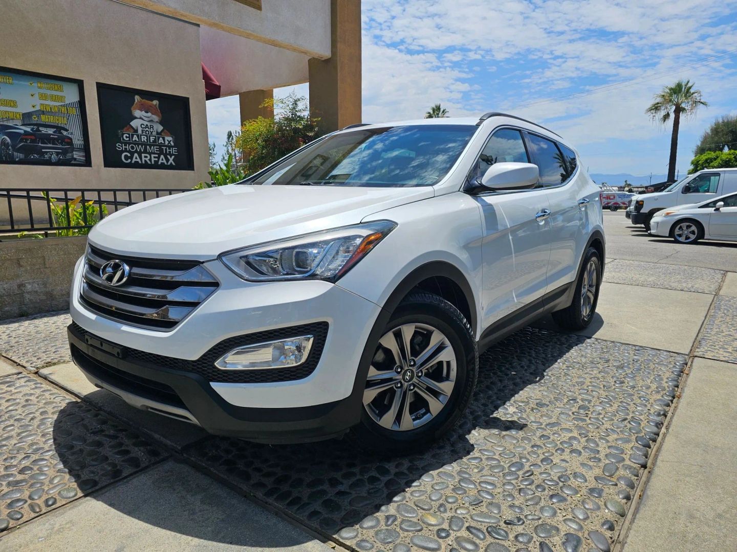 Hyundai Santa Fe Sport photo 2