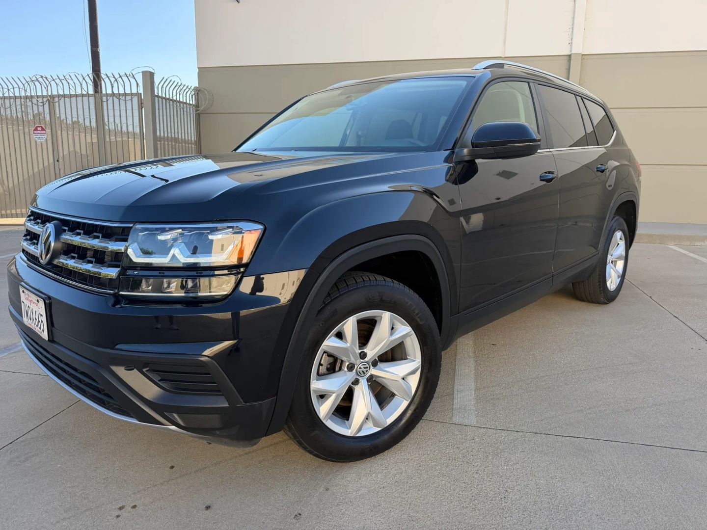 Volkswagen Atlas photo 2