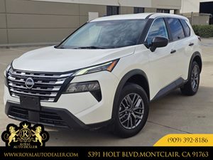 View 2024 Nissan Rogue 