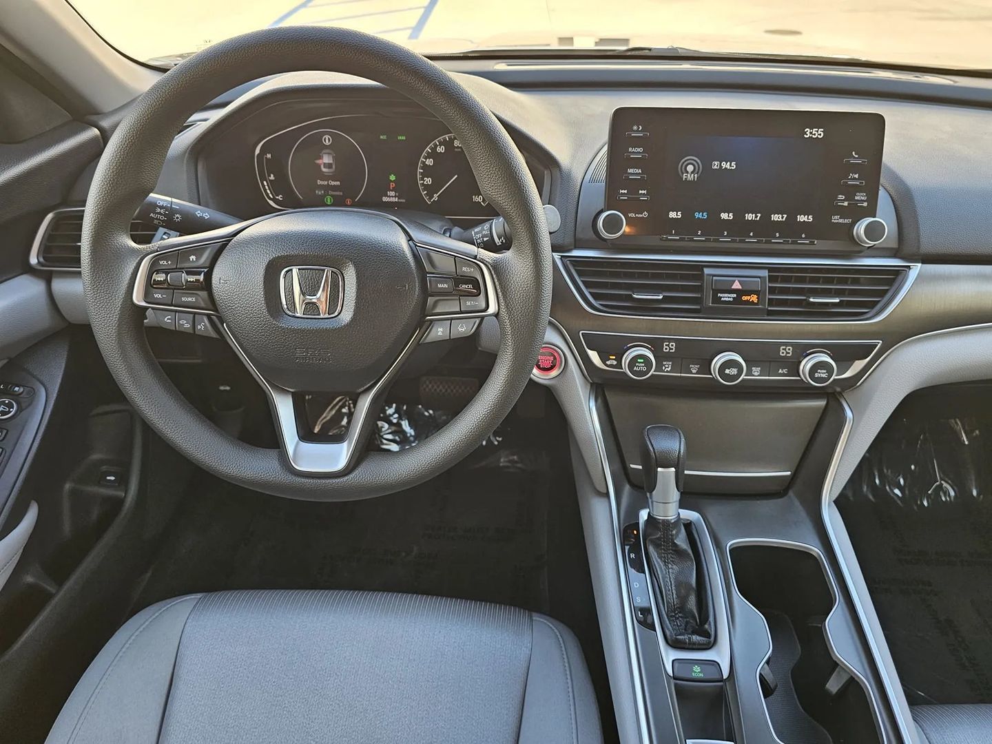 Honda Accord photo 13