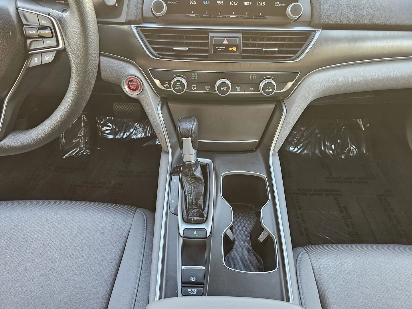 Honda Accord photo 14