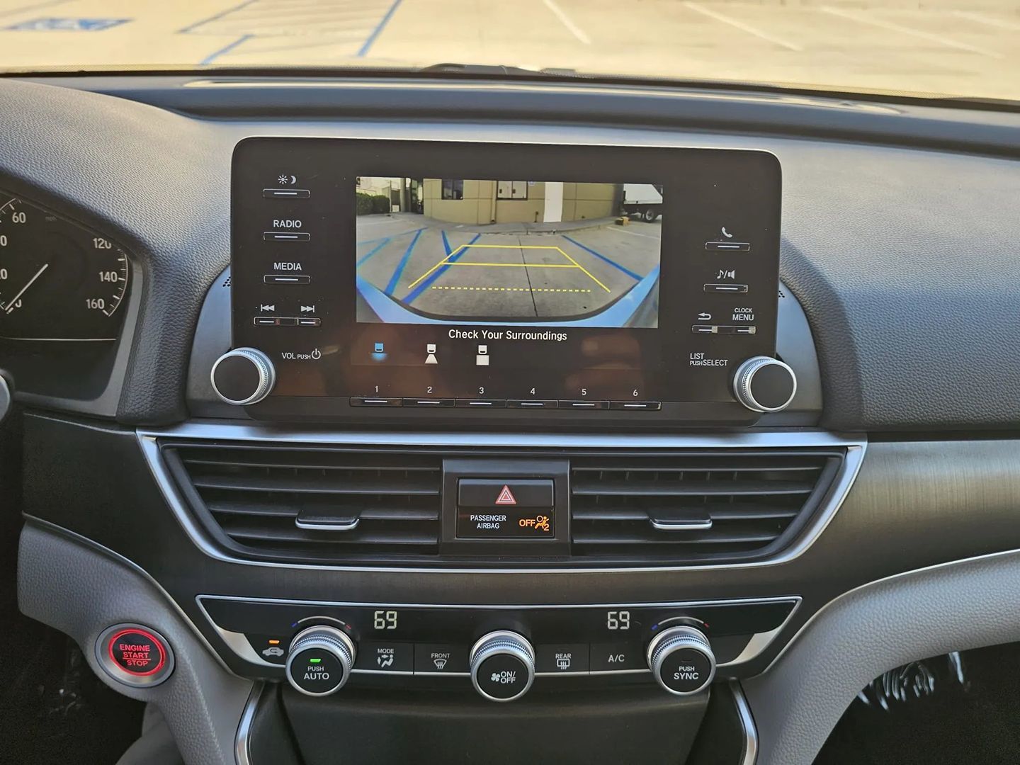 Honda Accord photo 18