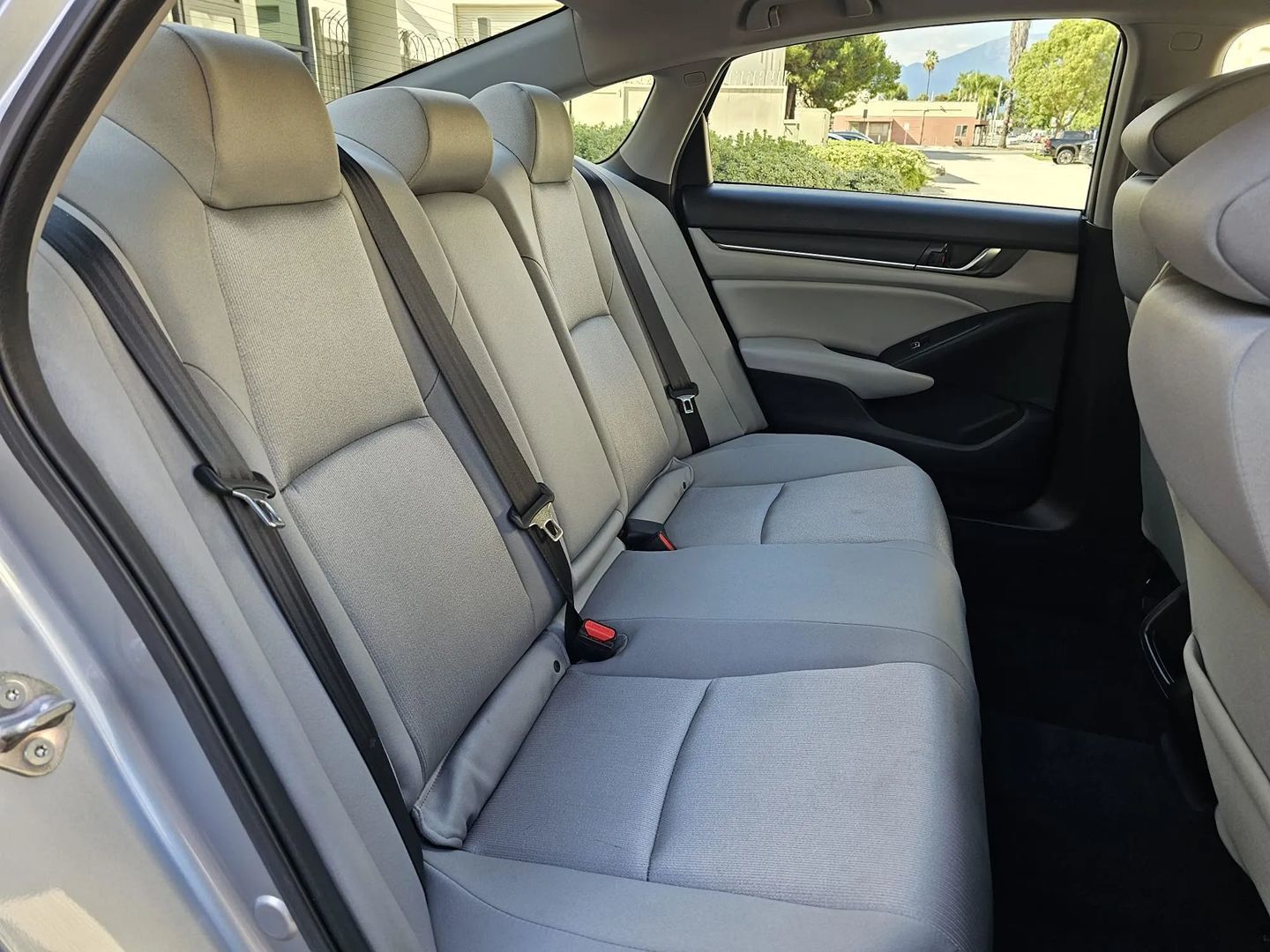 Honda Accord photo 25